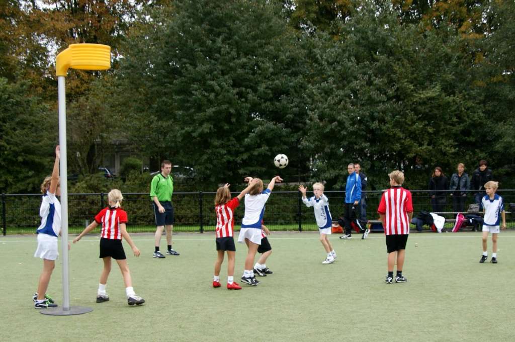 Korfbal E1  2 oktober-19.JPG